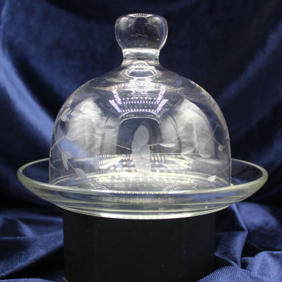 Vintage Princess House Domed Butter Dish Crystal Etched Glass Heritage Pattern - Picture 2 of 4